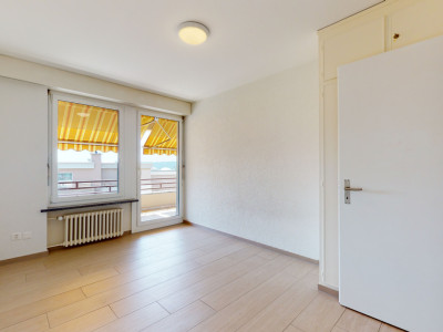 Helle Wohnung mit Balkon und Aussicht, VERKAUFT MIT ADDITIONAL STUDIO image 8