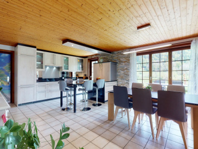 Charmante & spacieuse villa avec beau jardin à 20 minutes de Neuchâtel image 7