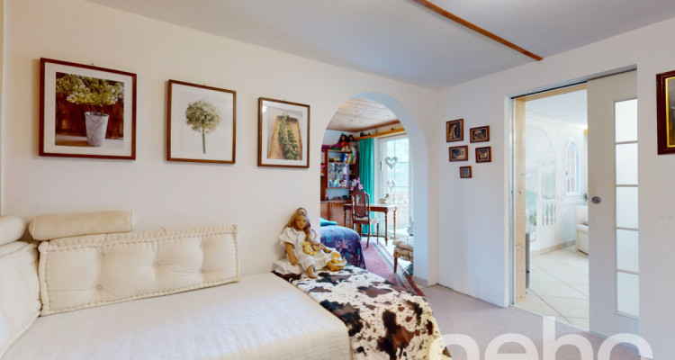 Traumhaftes 5.5 Zimmer-Einfamilienhaus mit atemberaubender Weitsicht image 10