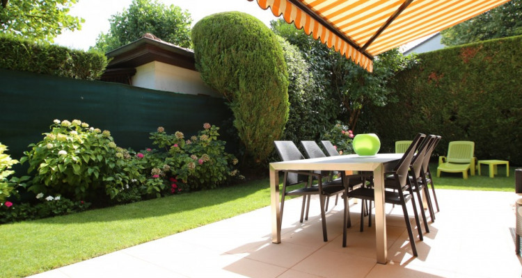 Charmante villa villageoise à proximité du lac image 1