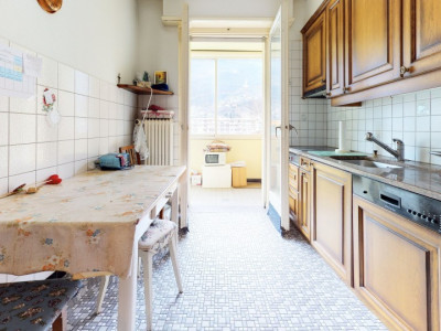 Lumineux 3 ½ pièces avec loggia  image 2