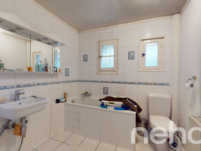 Charmant chalet disposant de beaux volumes et de spacieux extérieurs image 6