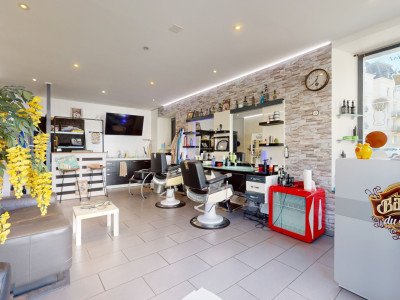 Immeuble locatif au centre de Fleurier ! image 4