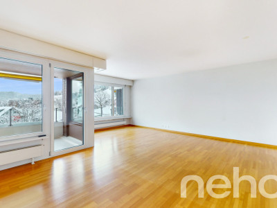 Gemütliche 3.5-Zimmer-Wohnung mit Seesicht in Oberägeri image 4