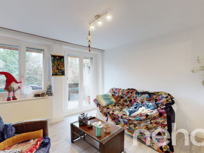 Maison avec 1 local commercial à transformer et 1 appartement rénové ! image 5