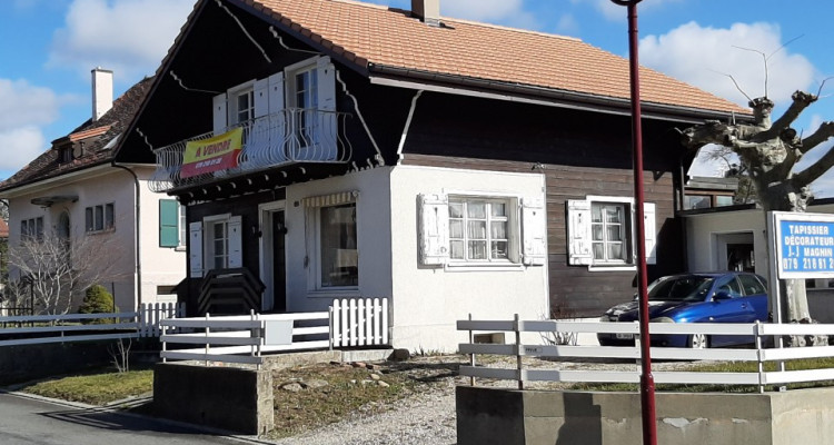 Chalet de 5,5 pièces à rénover situé à Mézières / Vaud image 1
