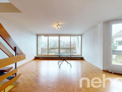 5.5-Zimmer Reiheneckhaus mit fantastischer Aussicht ins Grüne image 5