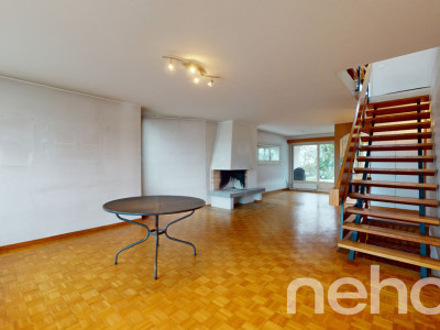 5.5-Zimmer Reiheneckhaus mit fantastischer Aussicht ins Grüne image 7