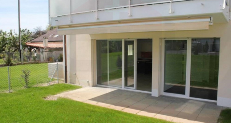 Bel Appartement MINERGIE de 5 pièces avec 102 de jardin image 1