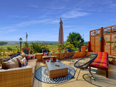 Maison de 5,5 pièces en situation dominante à Treycovagnes image 4