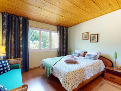 Maison de 5,5 pièces en situation dominante à Treycovagnes image 8