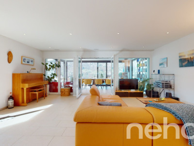 Grosse Wohnung mit privater XXL Dachterrasse und Seesicht image 3