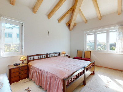 Rare à la vente : Maison individuelle avec garage intégré! image 11